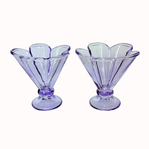 VTG Purple Lavender Glass Cup Set of 2 Petal Decor Lilac Cocktail Glass Dessert - Picture 3 of 16